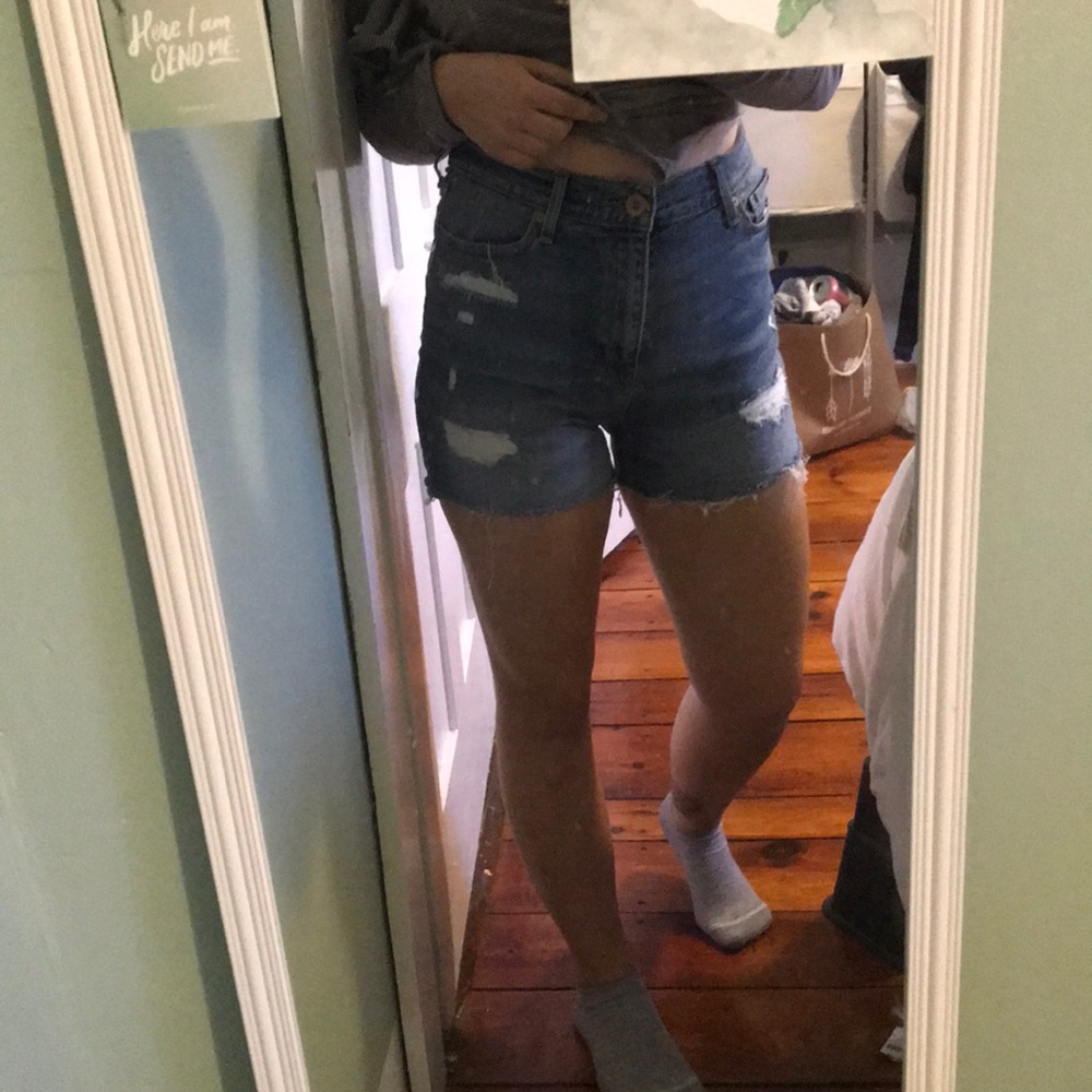 Super High rise Levi cutoffs